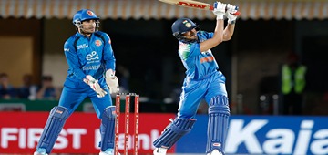 Sunil Gavaskar Summarizes India Dressing Room Mindset On Milestones