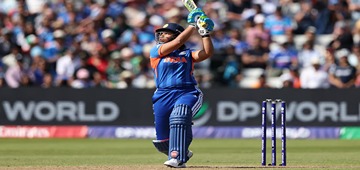 Over-rate penalty hurts Pakistan, Richa Ghosh powers India finish