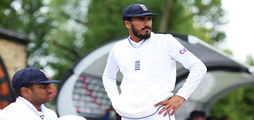Hamza Shaikh Turns Down Warwickshire Deal To Join Leicestershire